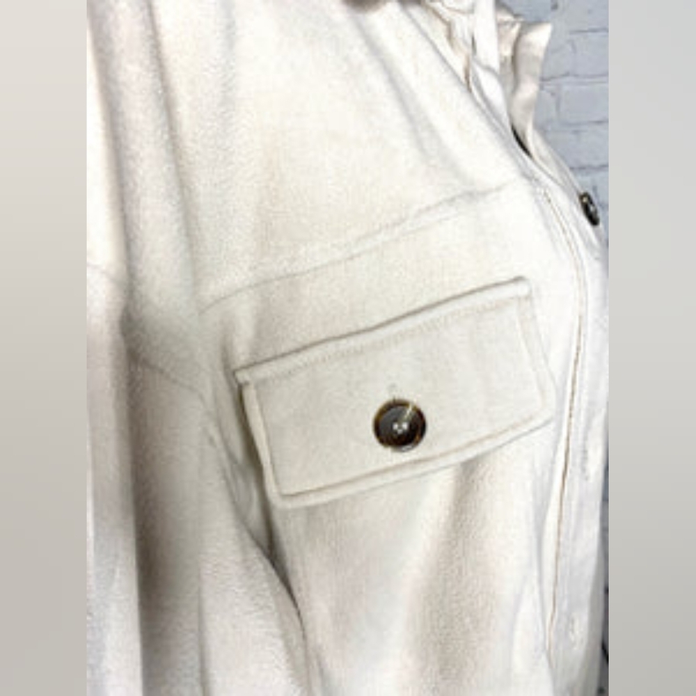 AMARYLLIS Louvre  Button-Up Shacket in Stone - Picture 5 of 11